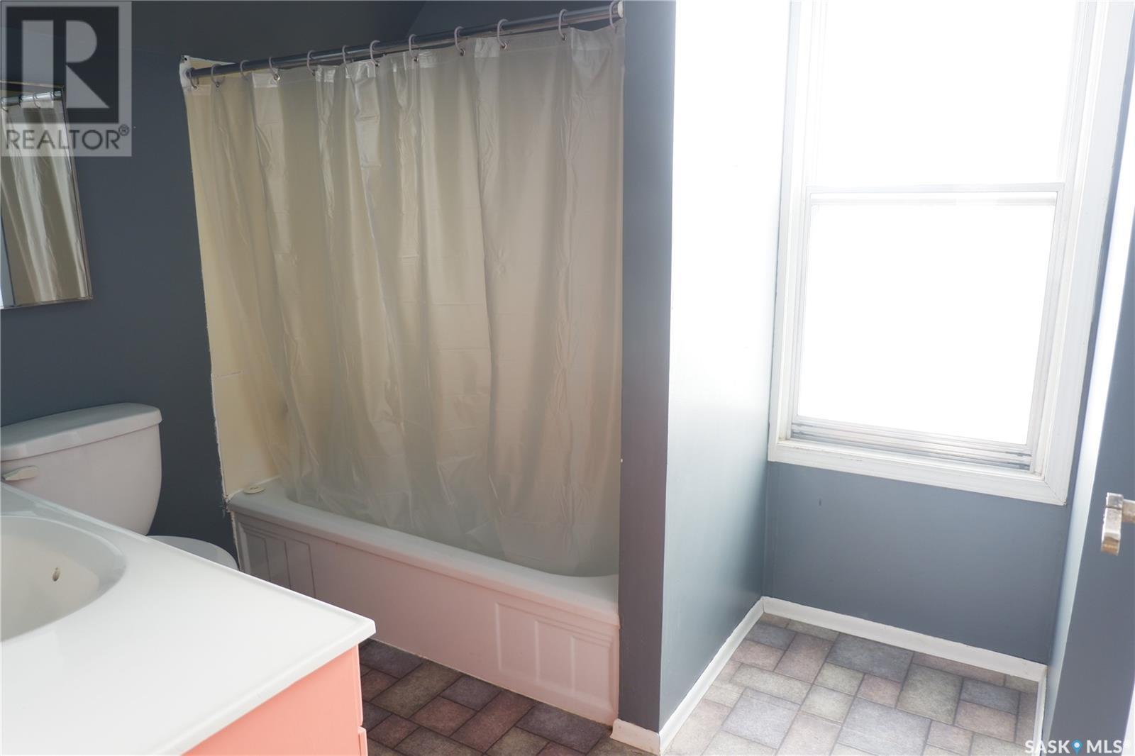 405 4th Avenue E Property Photo 20