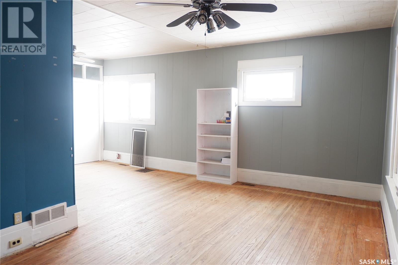 405 4th Avenue E Property Photo 23