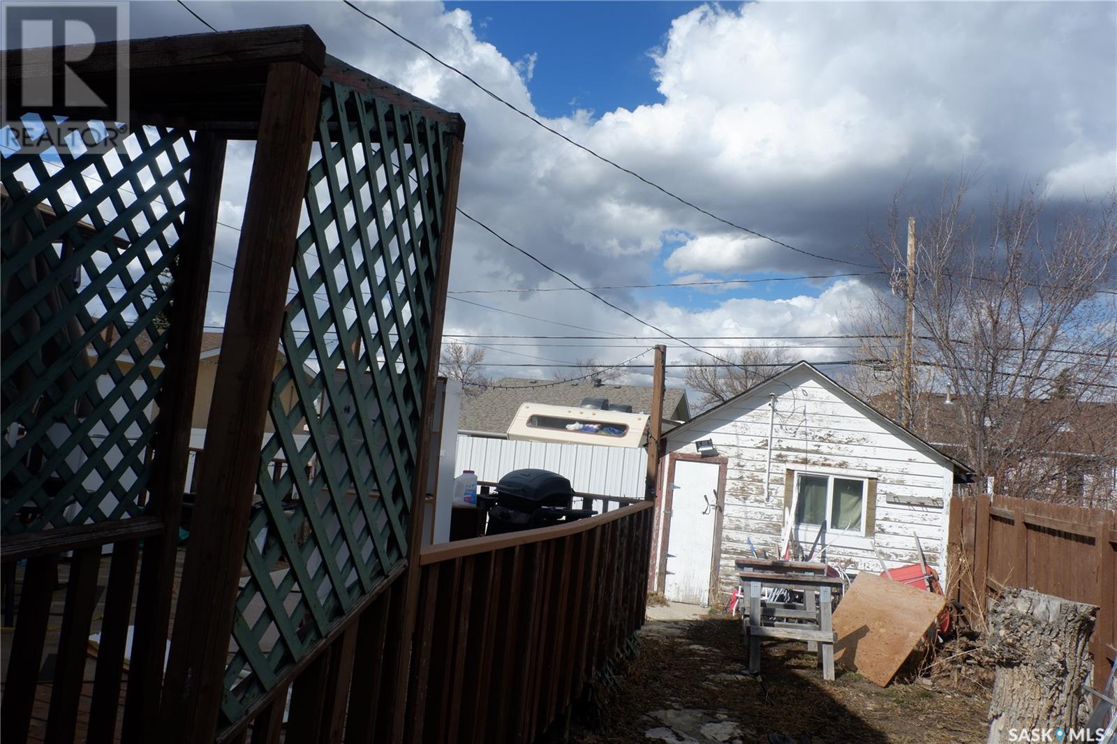 405 4th Avenue E Property Photo 28