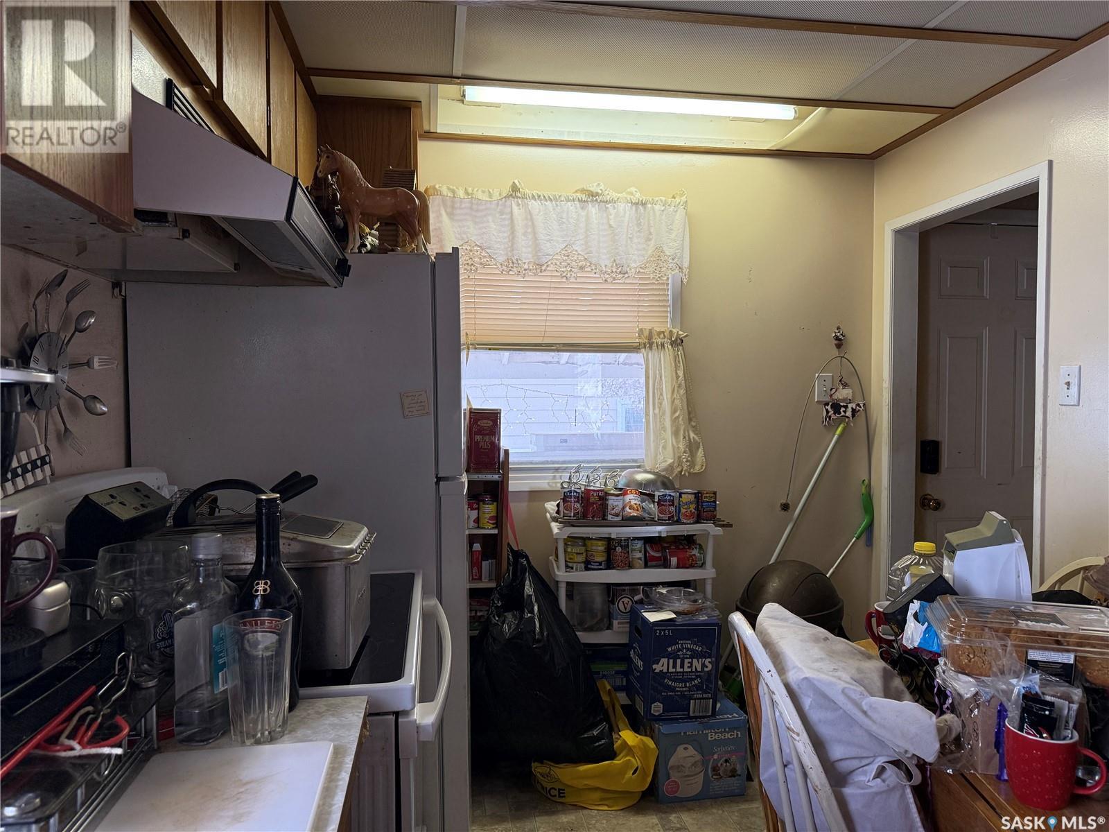 669 Stadacona Street E Property Photo 7