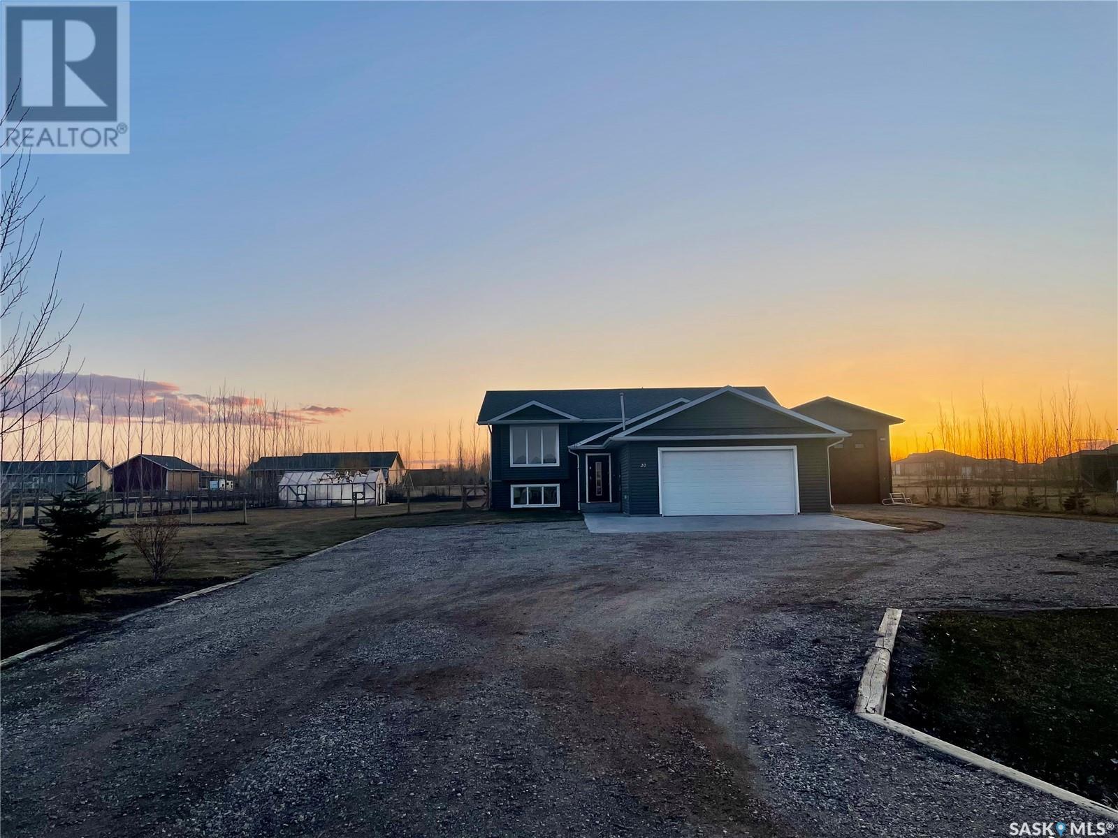 20 Sunrise Drive Property Photo 1