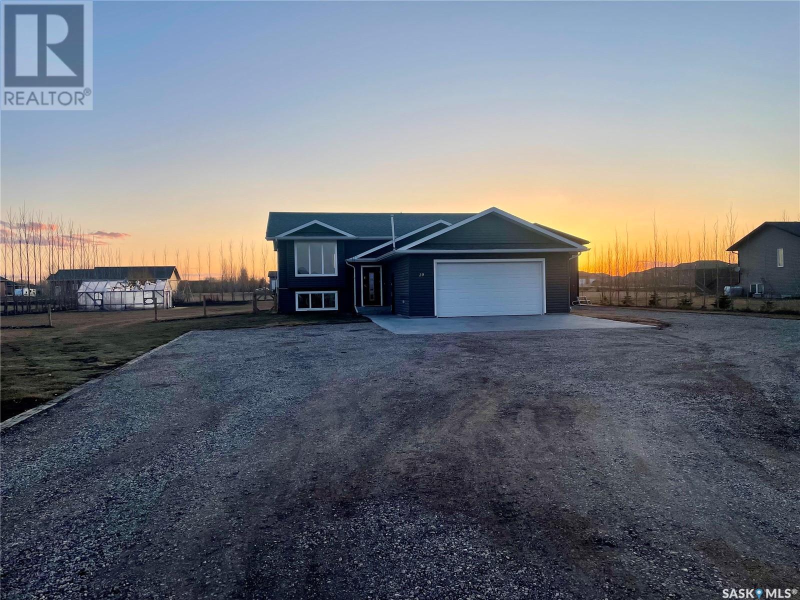 20 Sunrise Drive Property Photo 2