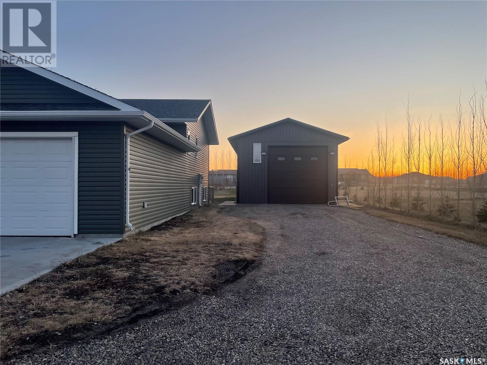 20 Sunrise Drive Property Photo 3