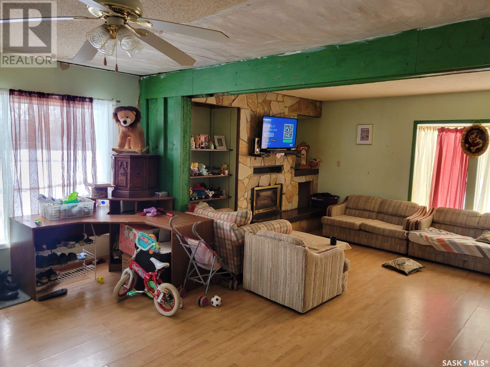 122 Railway Avenue Property Photo 27