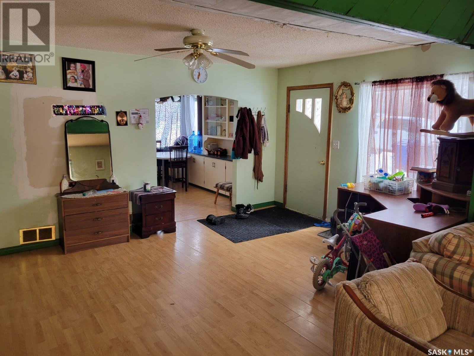 122 Railway Avenue Property Photo 28