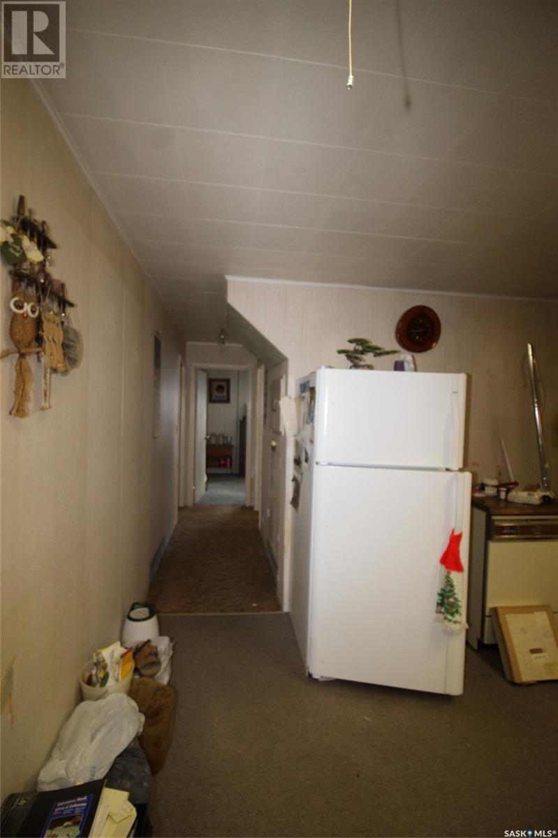 216 2nd Street E Property Photo 6
