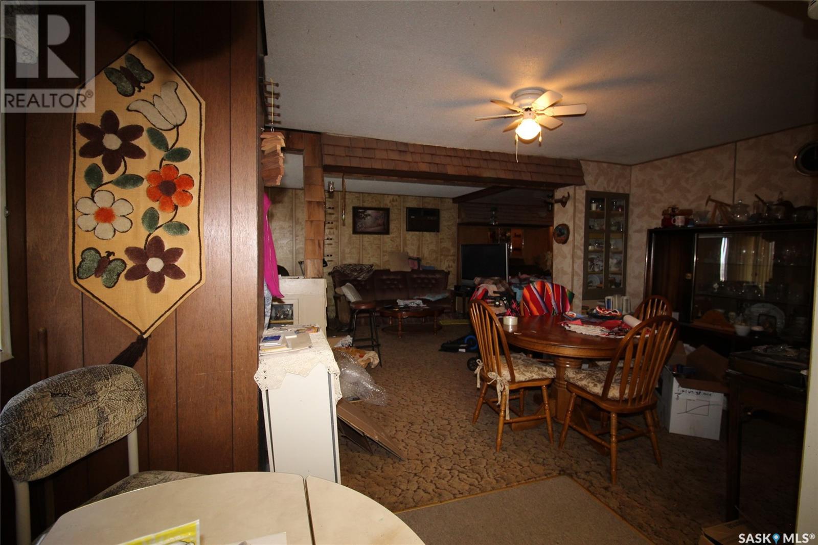 216 2nd Street E Property Photo 11