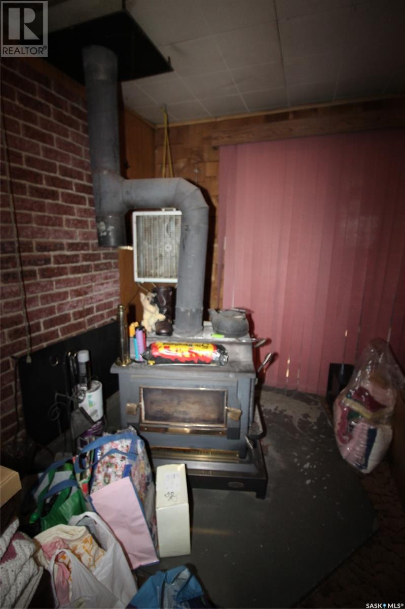 216 2nd Street E Property Photo 16
