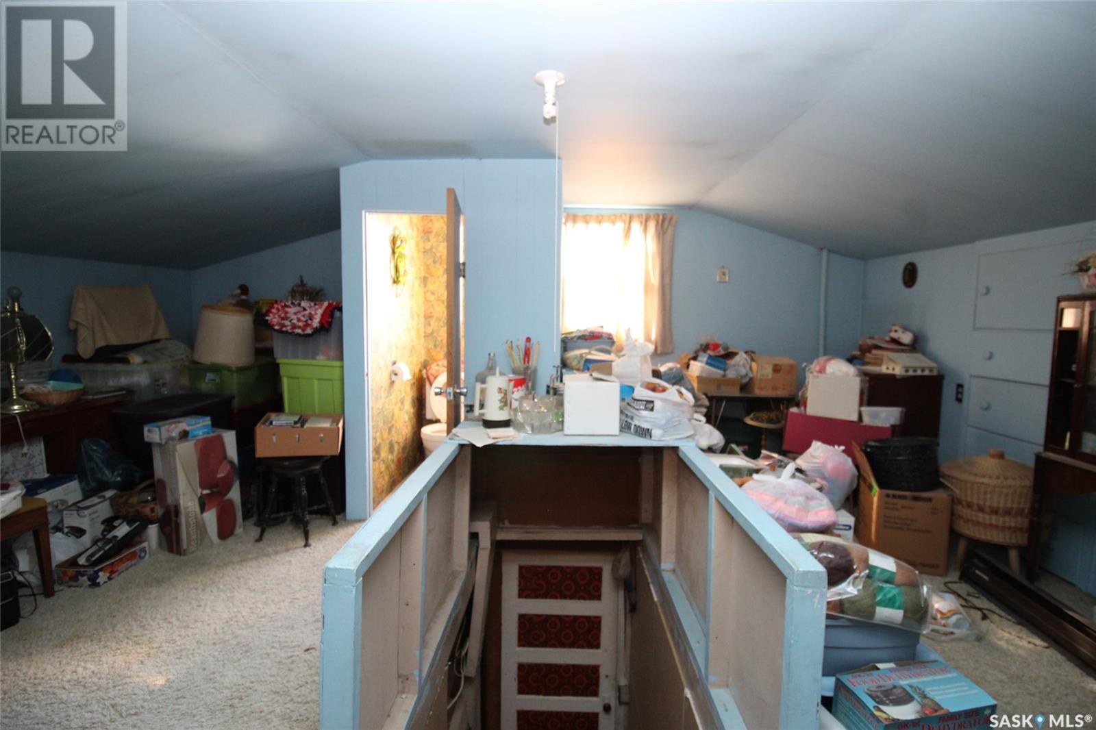 216 2nd Street E Property Photo 19