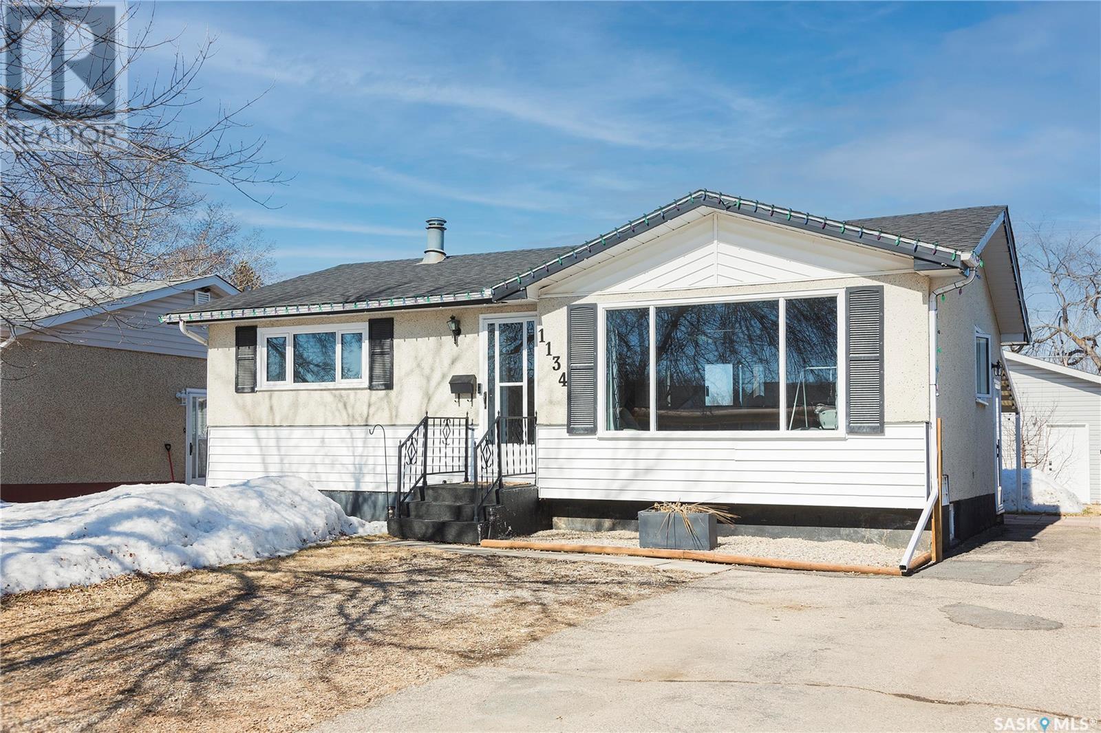 1134 3rd Street E Property Photo