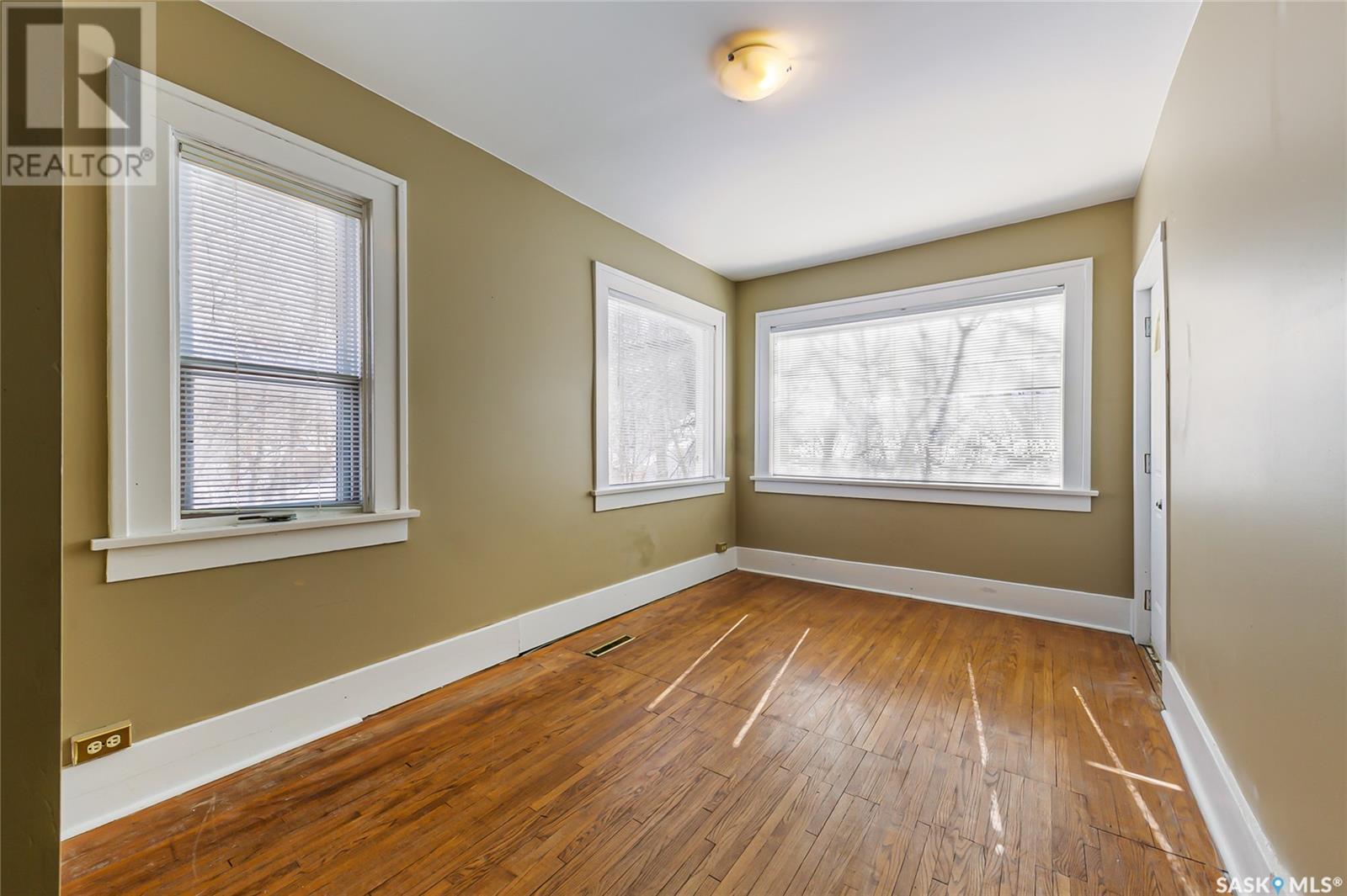 1219 Grand Avenue Property Photo 9