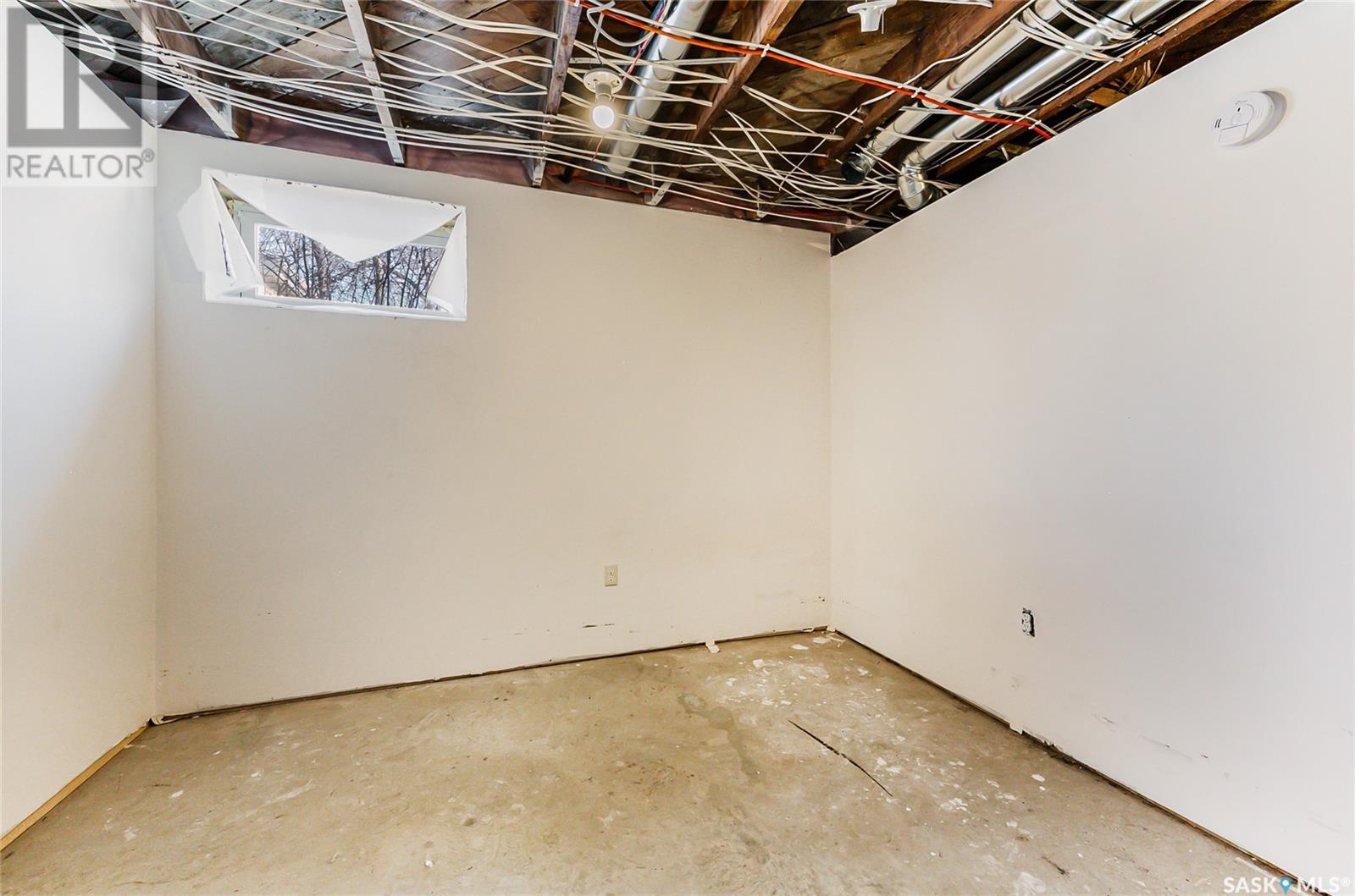 1219 Grand Avenue Property Photo 27