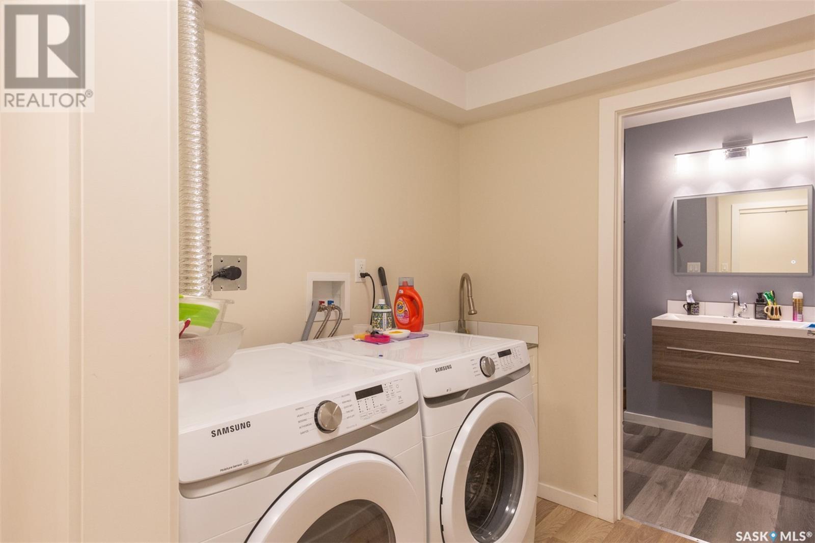 268 High Street W Property Photo 21