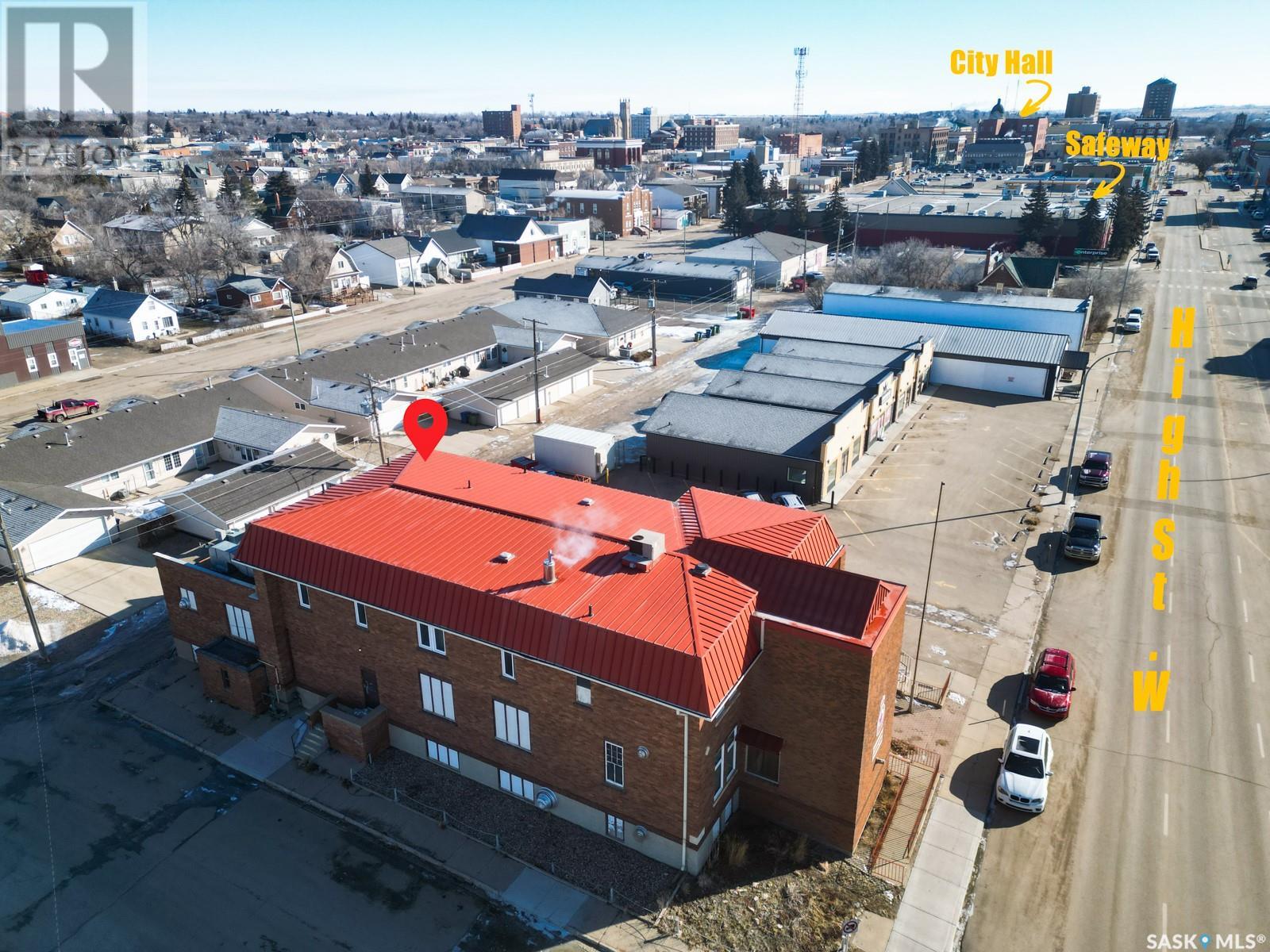 268 High Street W Property Photo 28