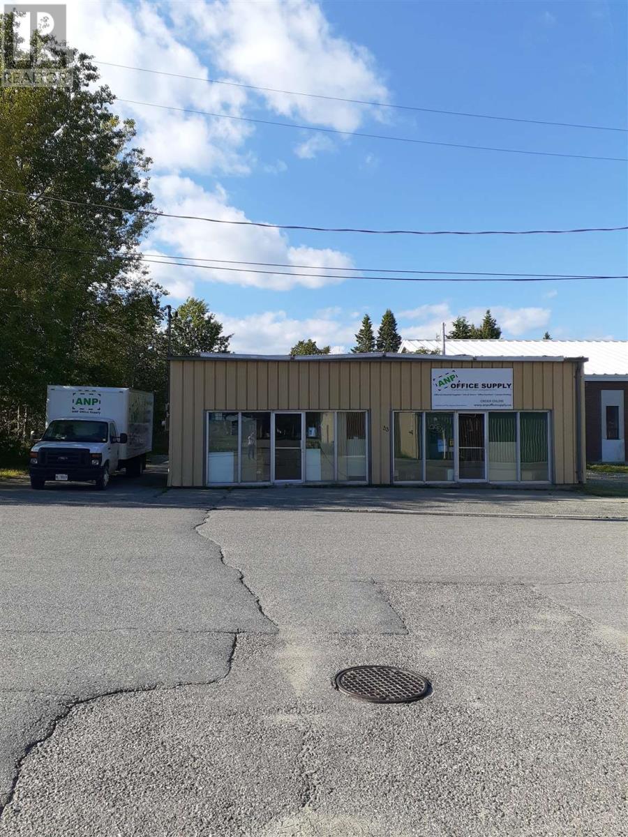 33 Ste. Marie St Property Photo 1