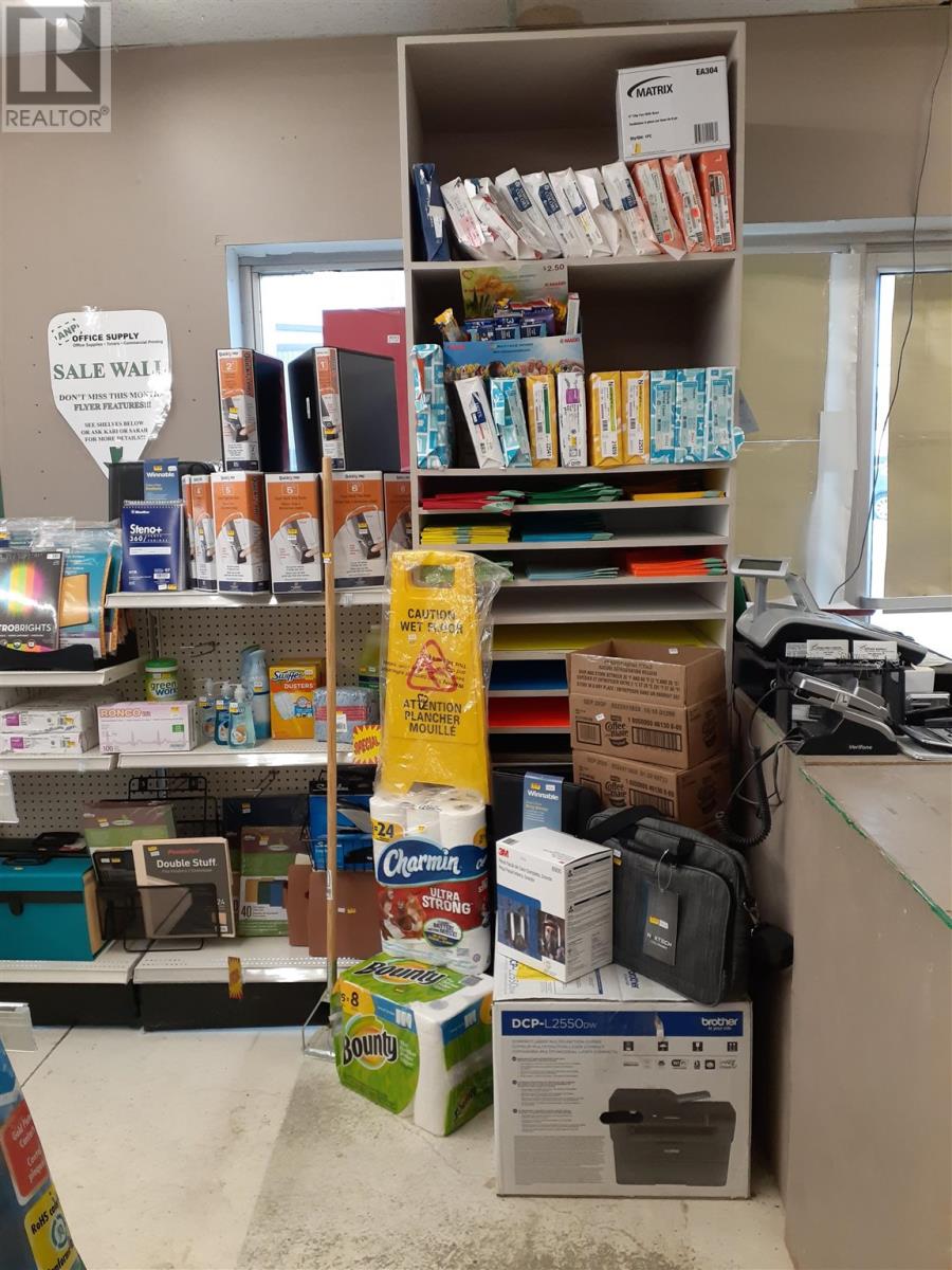 33 Ste. Marie St Property Photo 6