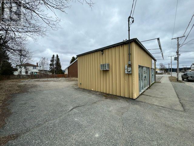 33 Ste. Marie St Property Photo 8