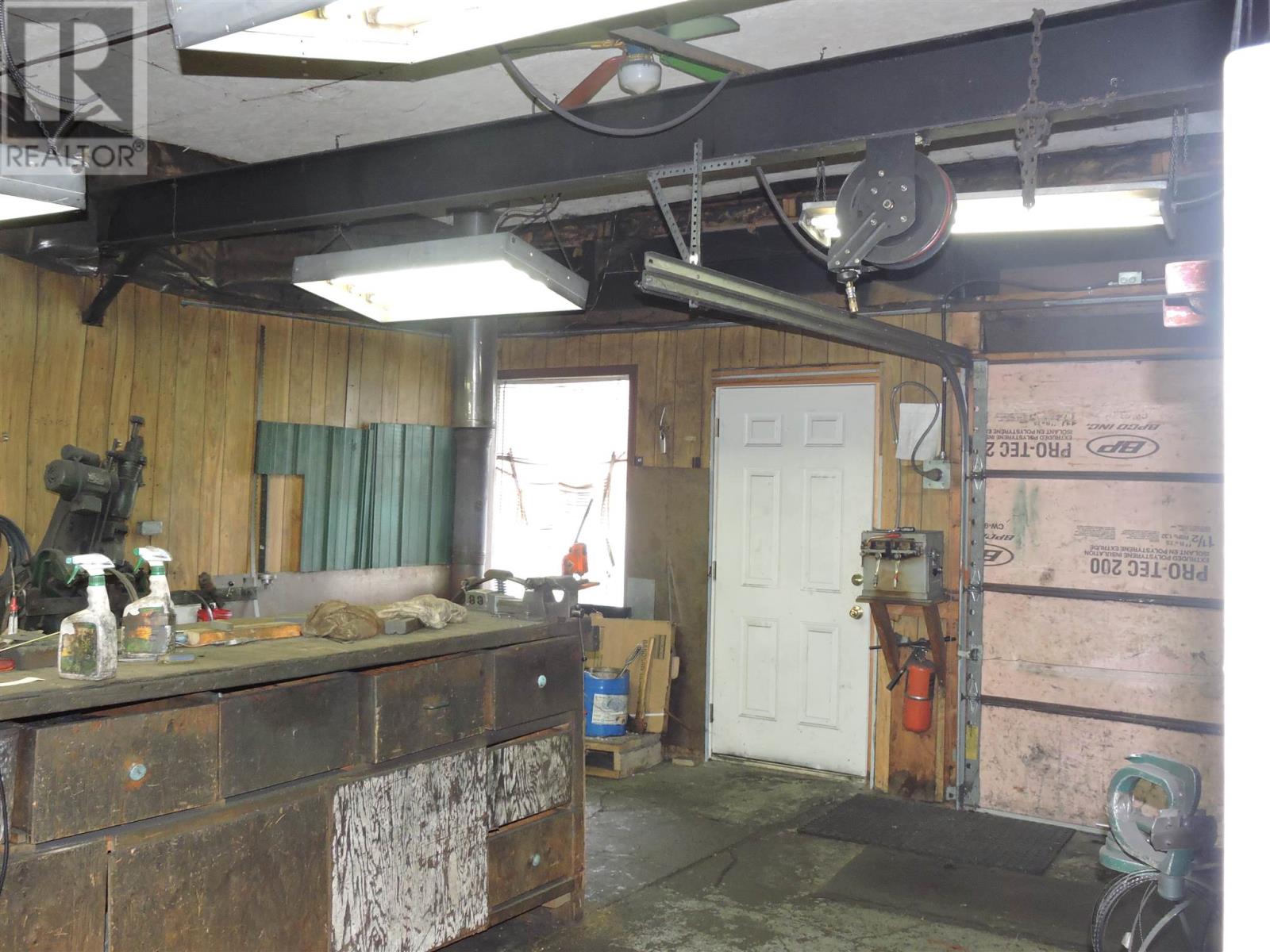 90 St. Andrew's Ter Property Photo 10