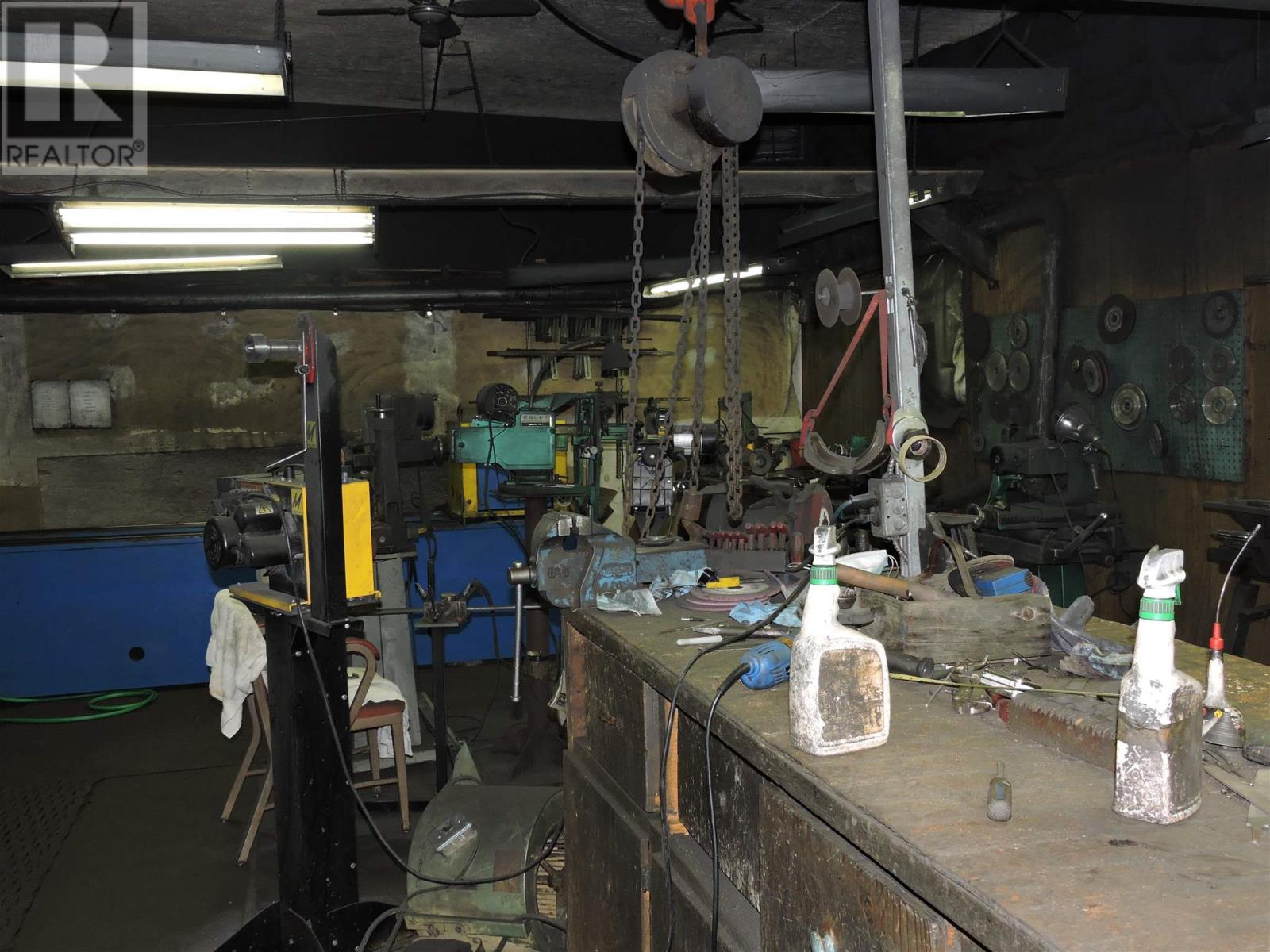 90 St. Andrew's Ter Property Photo 11
