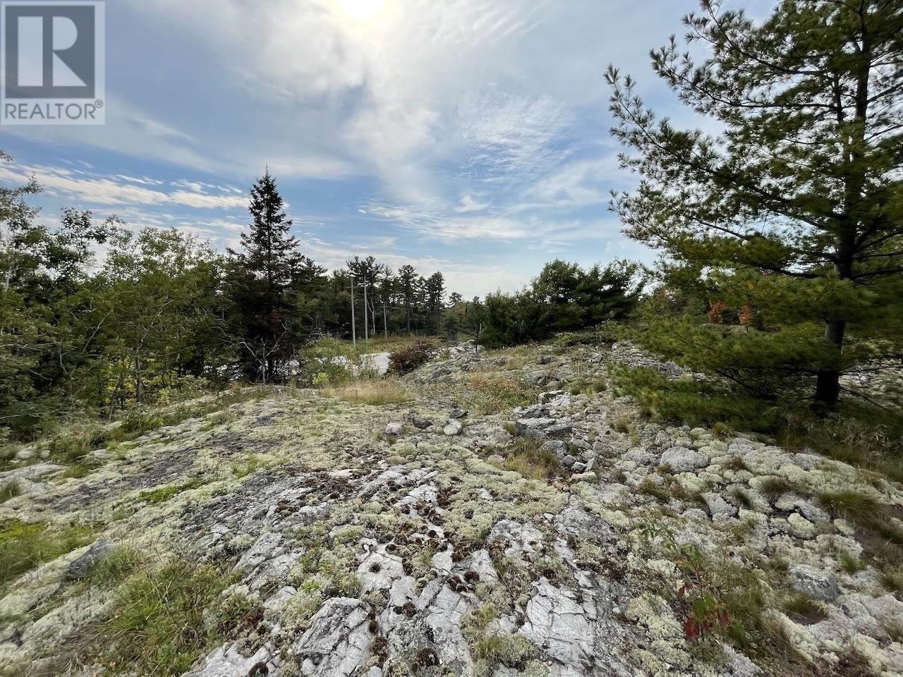 10263 Pcl Highway 17 Property Photo 5