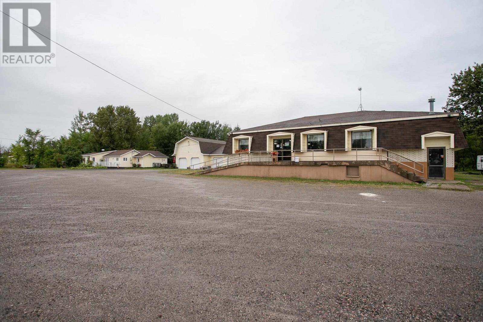 3171 Highway 17b Property Photo 1