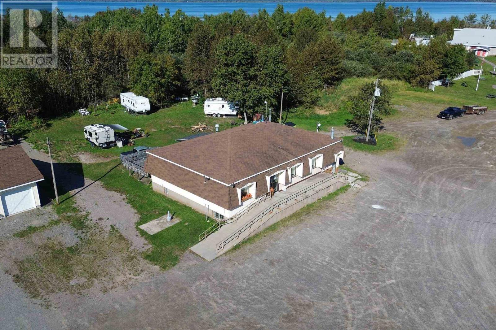 3171 Highway 17b Property Photo 6