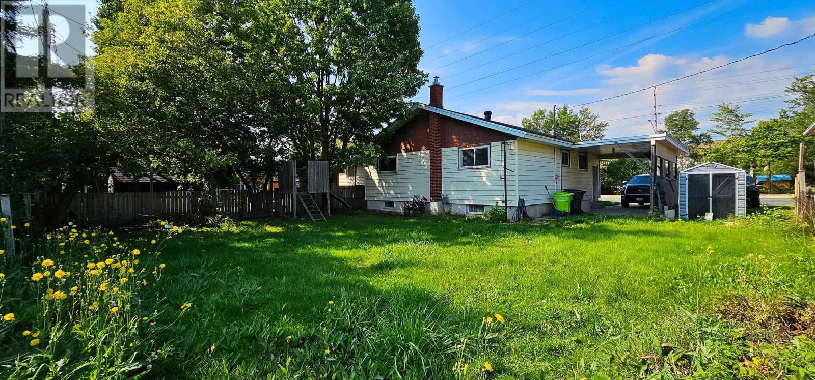 287 Second Lin E Property Photo 12