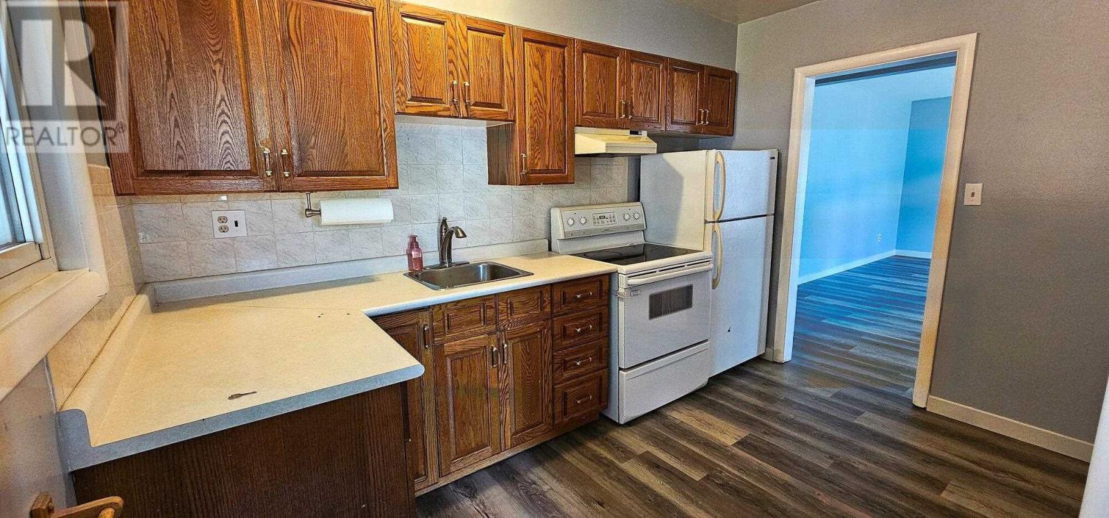 287 Second Lin E Property Photo 15
