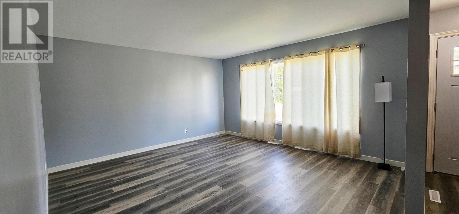 287 Second Lin E Property Photo 19
