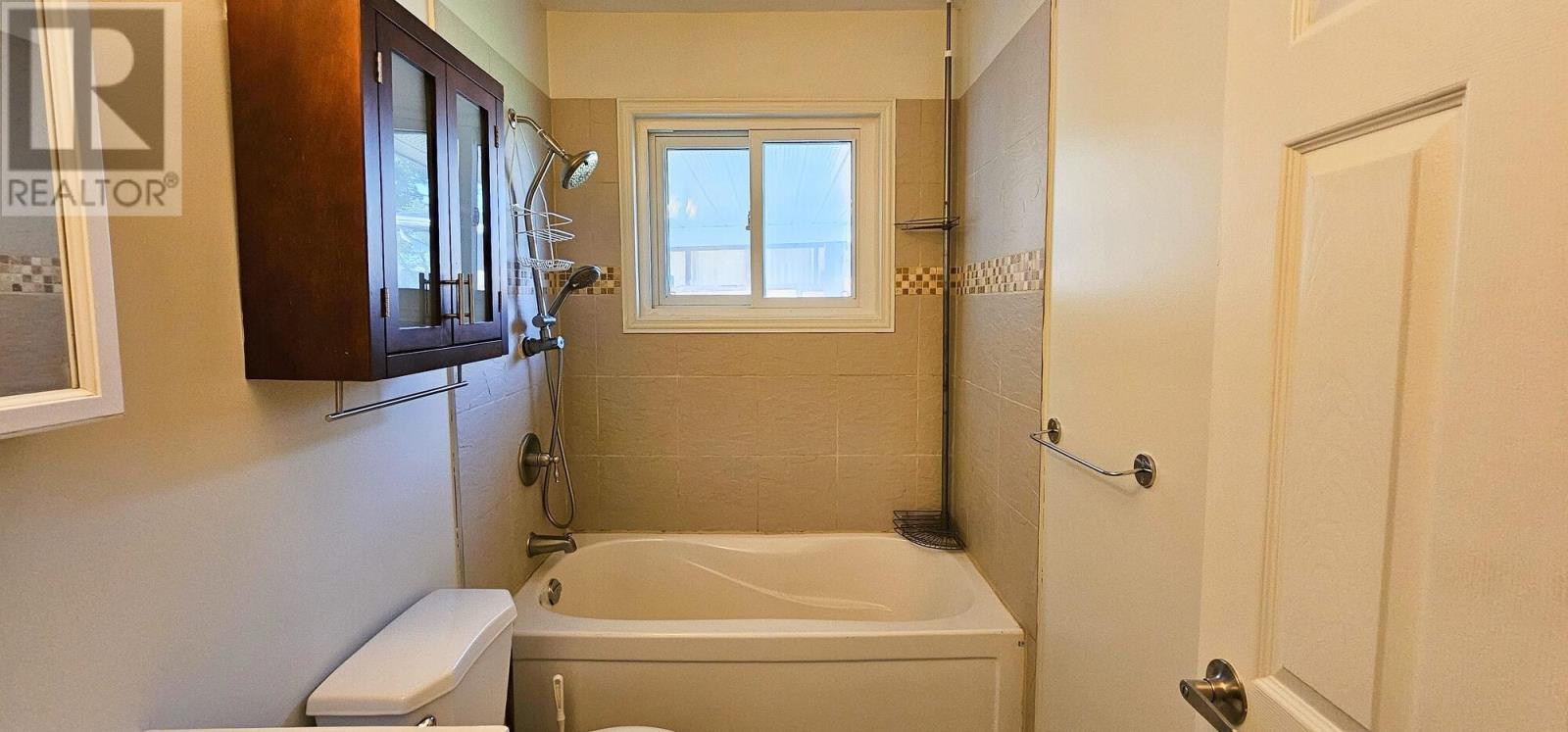 287 Second Lin E Property Photo 24
