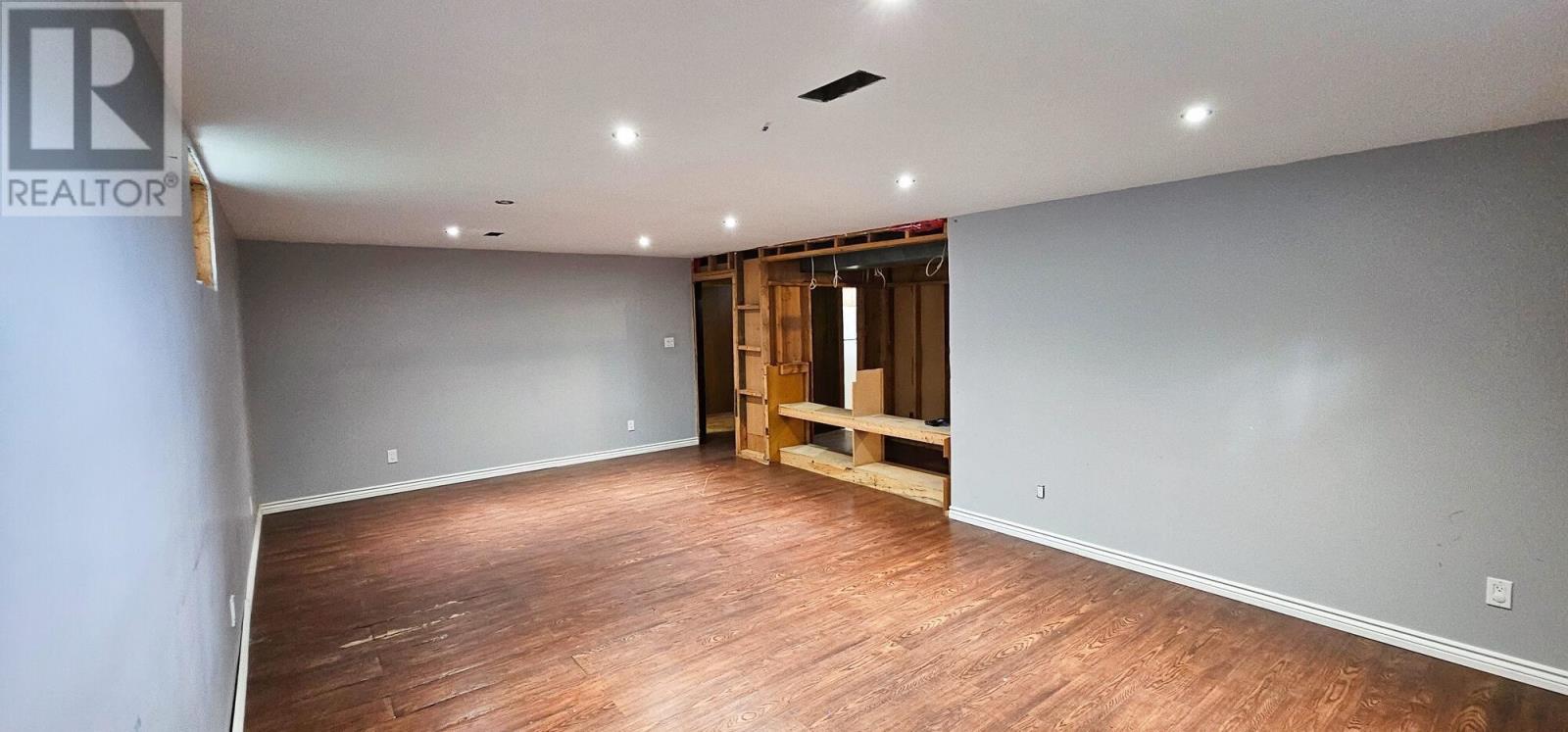 287 Second Lin E Property Photo 40