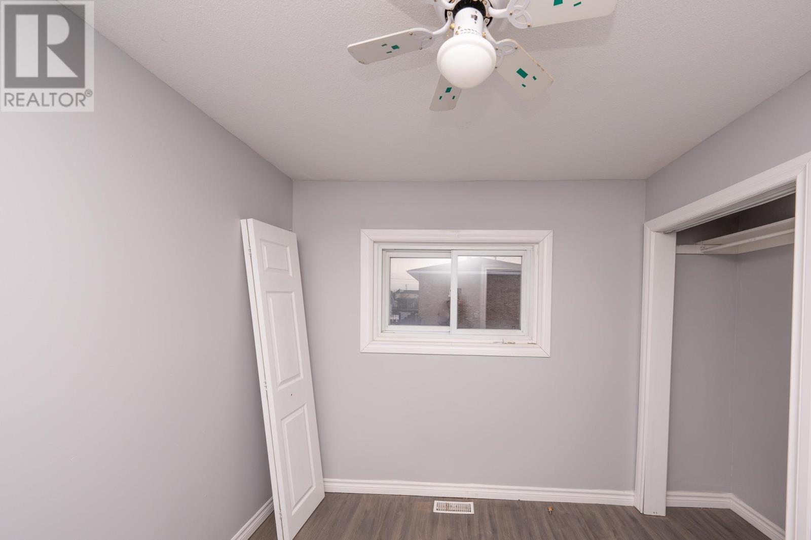 104 Wawanosh Ave Property Photo 19