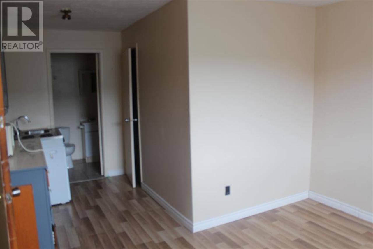 23 Woodward Ave Property Photo 2