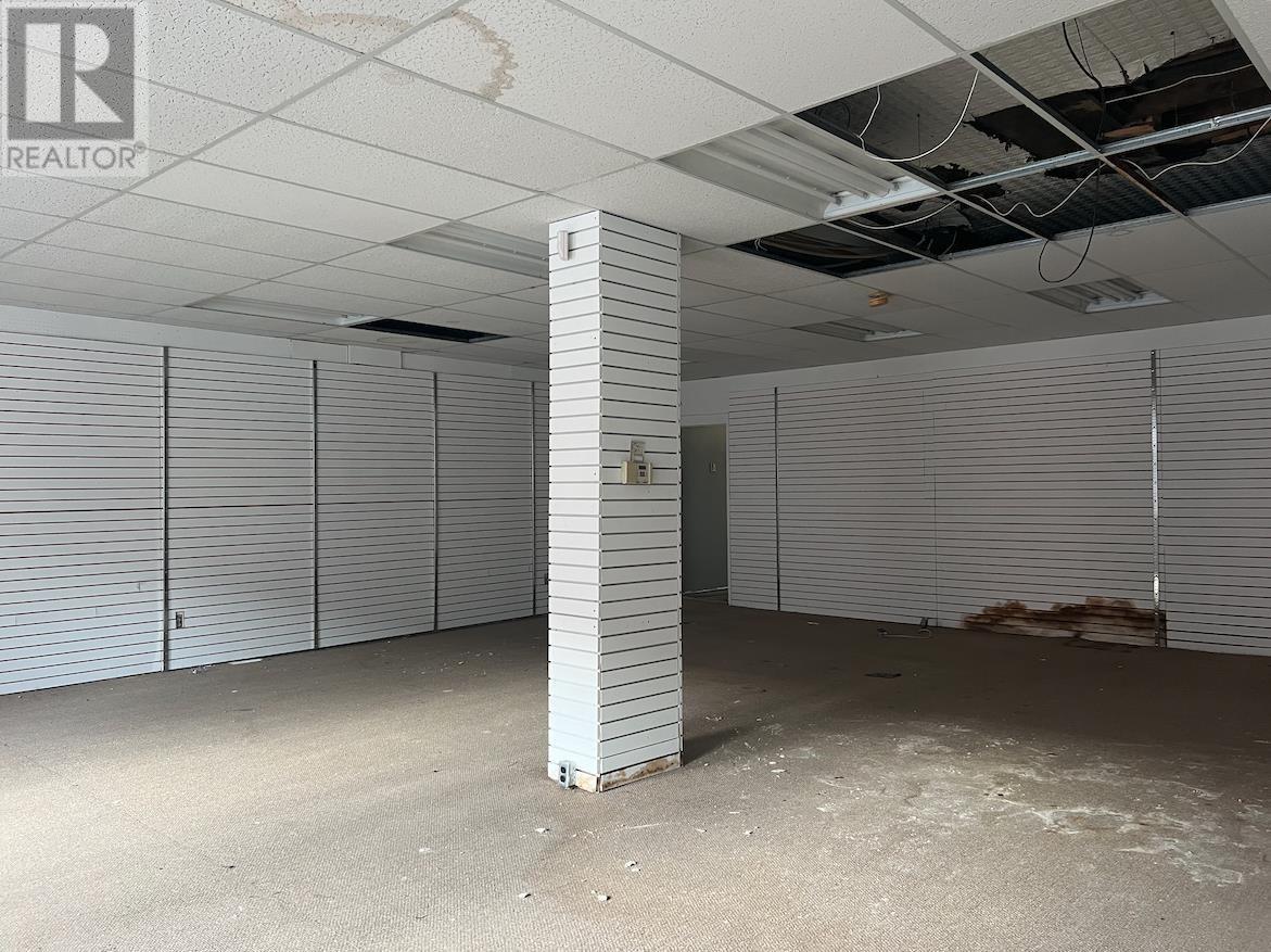 23 Woodward Ave Property Photo 8