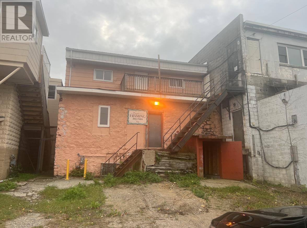 23 Woodward Ave Property Photo 12