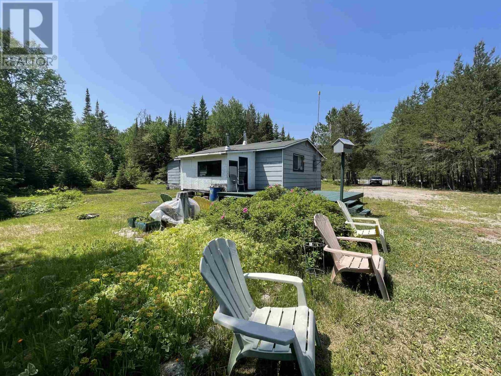 Mic002 Kinniwabi River (26-23) Property Photo 2