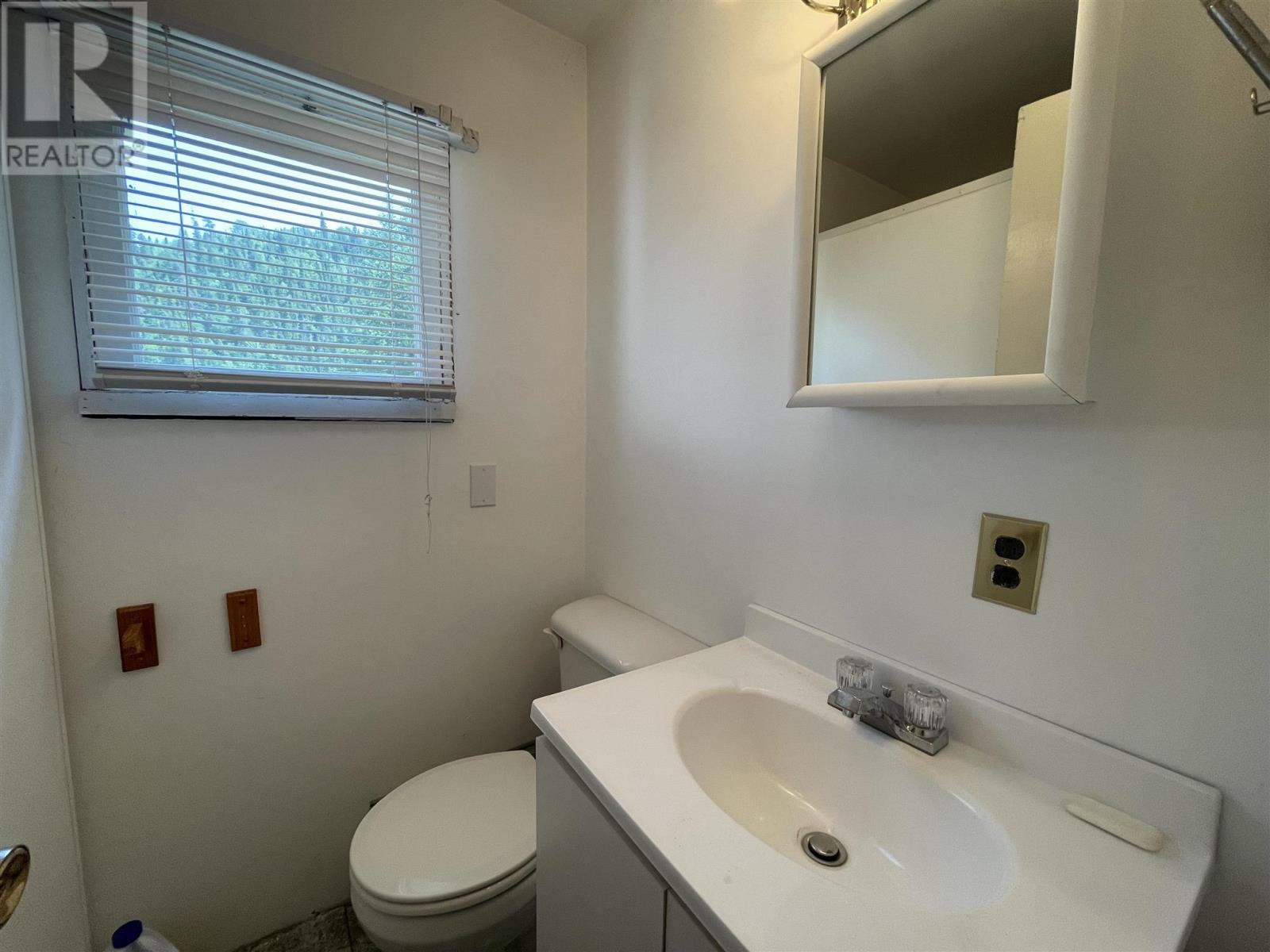 Mic002 Kinniwabi River (26-23) Property Photo 16