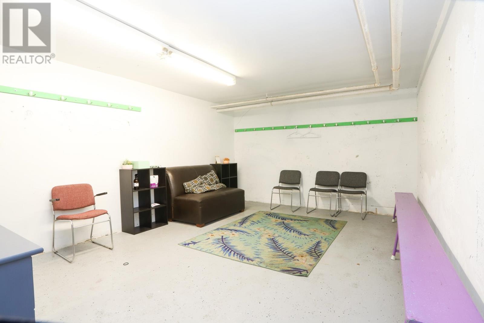 126 Queen St # 5 Property Photo 12