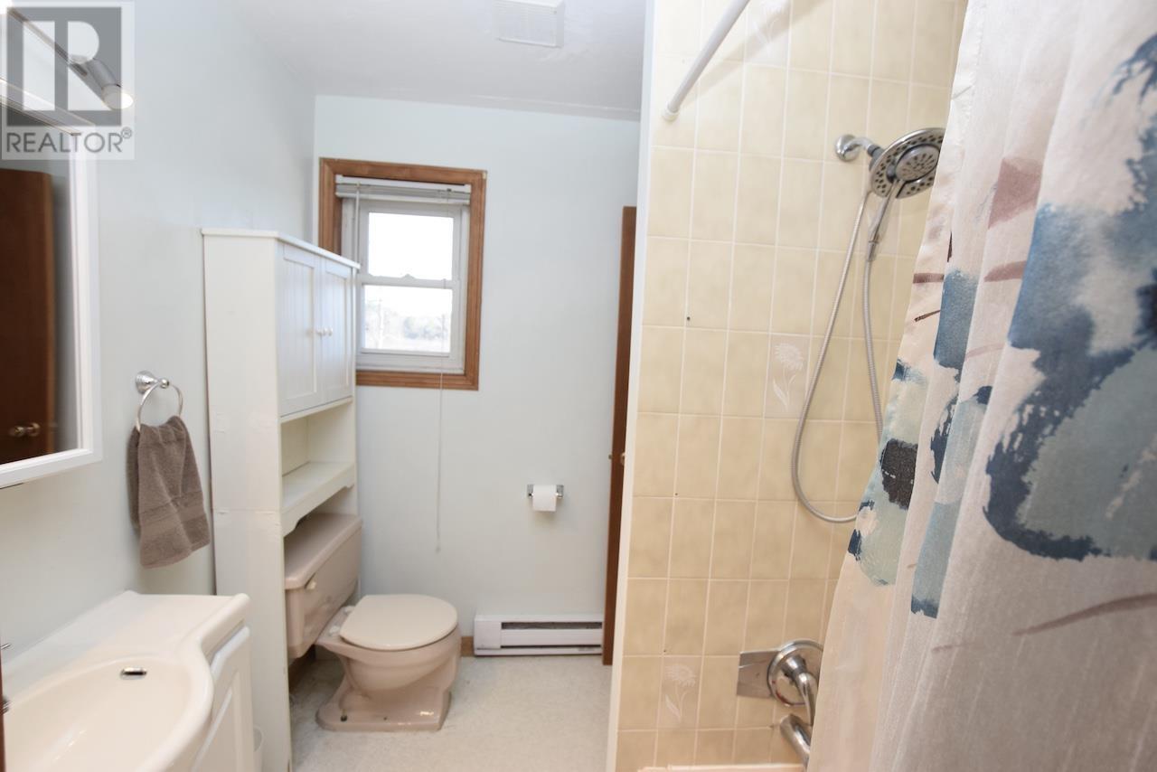 241 Woodward Ave Property Photo 22