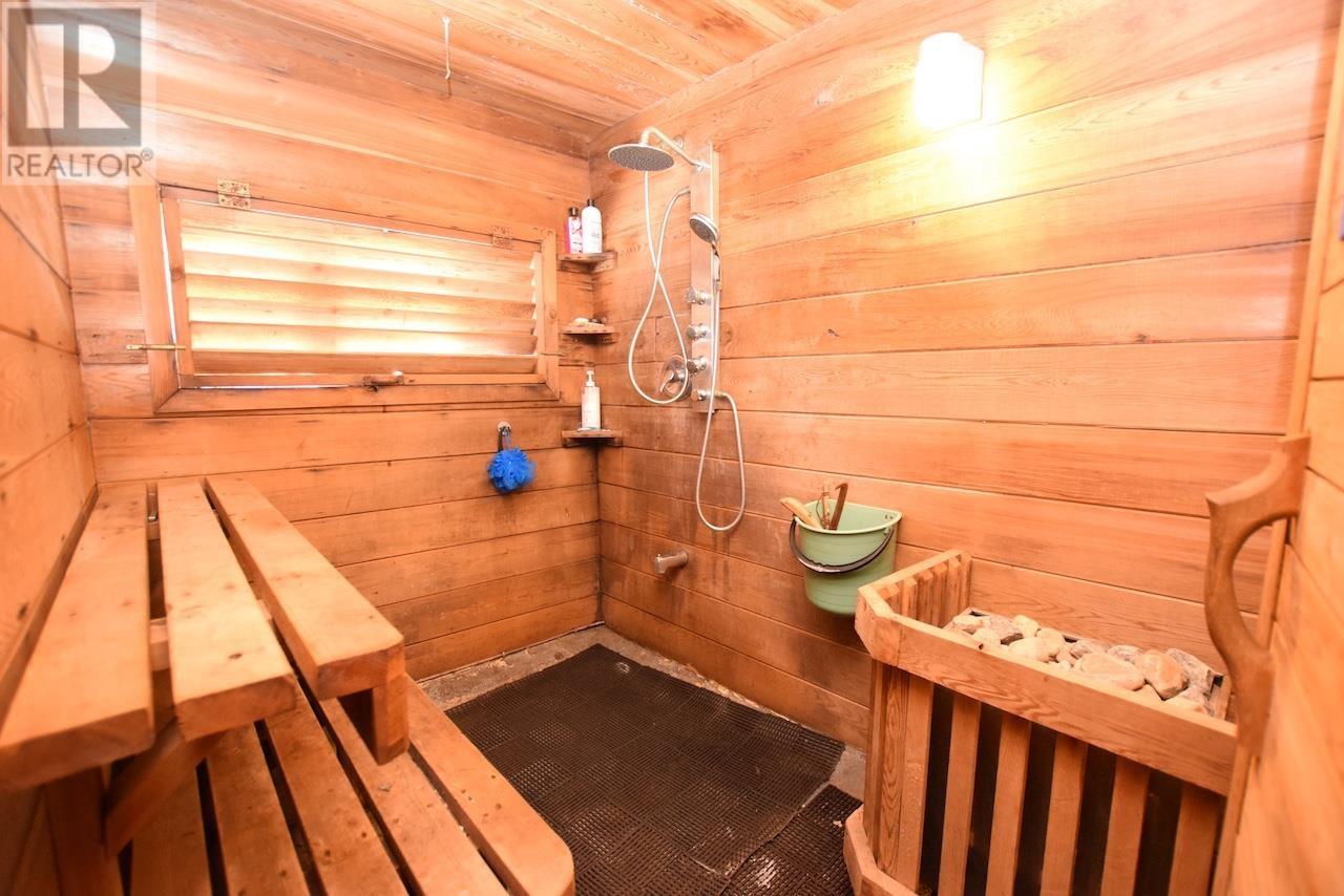 241 Woodward Ave Property Photo 30