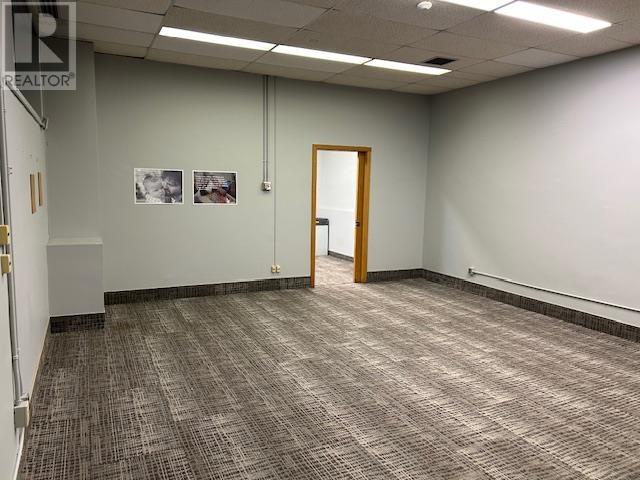 875 Queen St E # 4f Property Photo 9