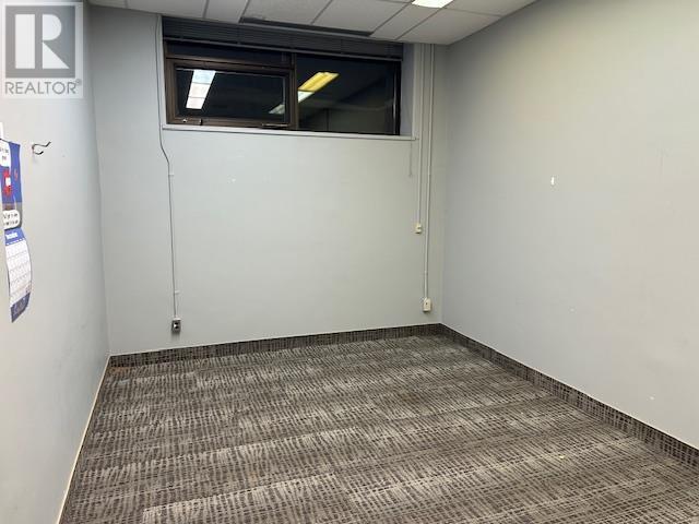 875 Queen St E # 4a Property Photo 10