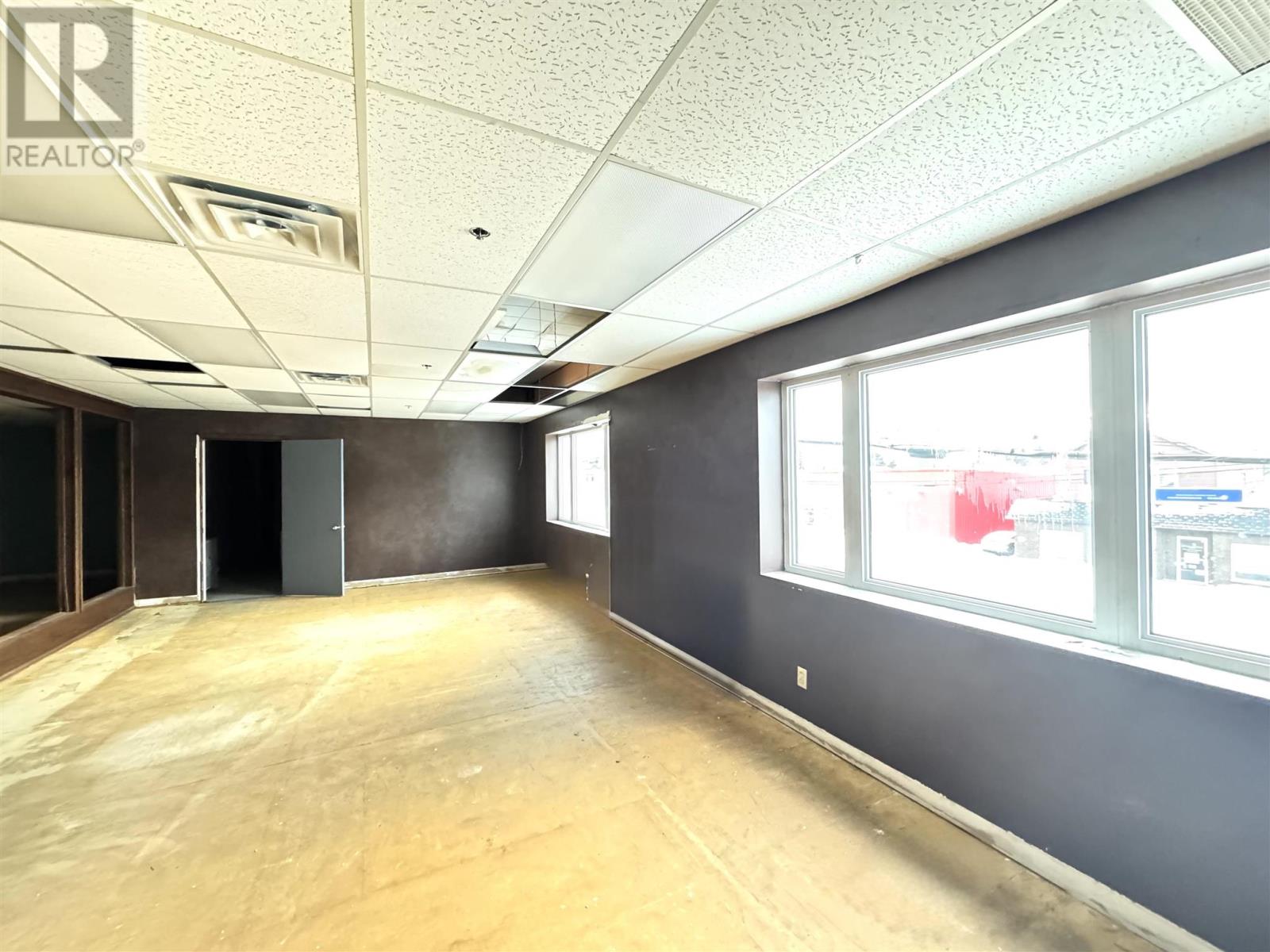 55 Broadway Ave Property Photo 2