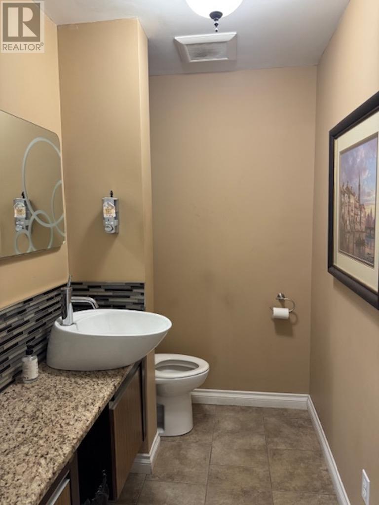 1281 Great Northern Rd Property Photo 8