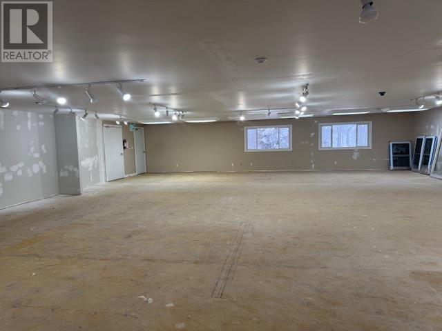 1281 Great Northern Rd Property Photo 18