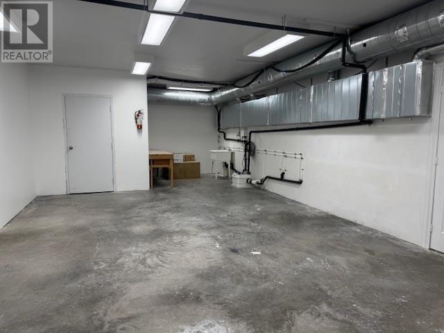 1281 Great Northern Rd Property Photo 11