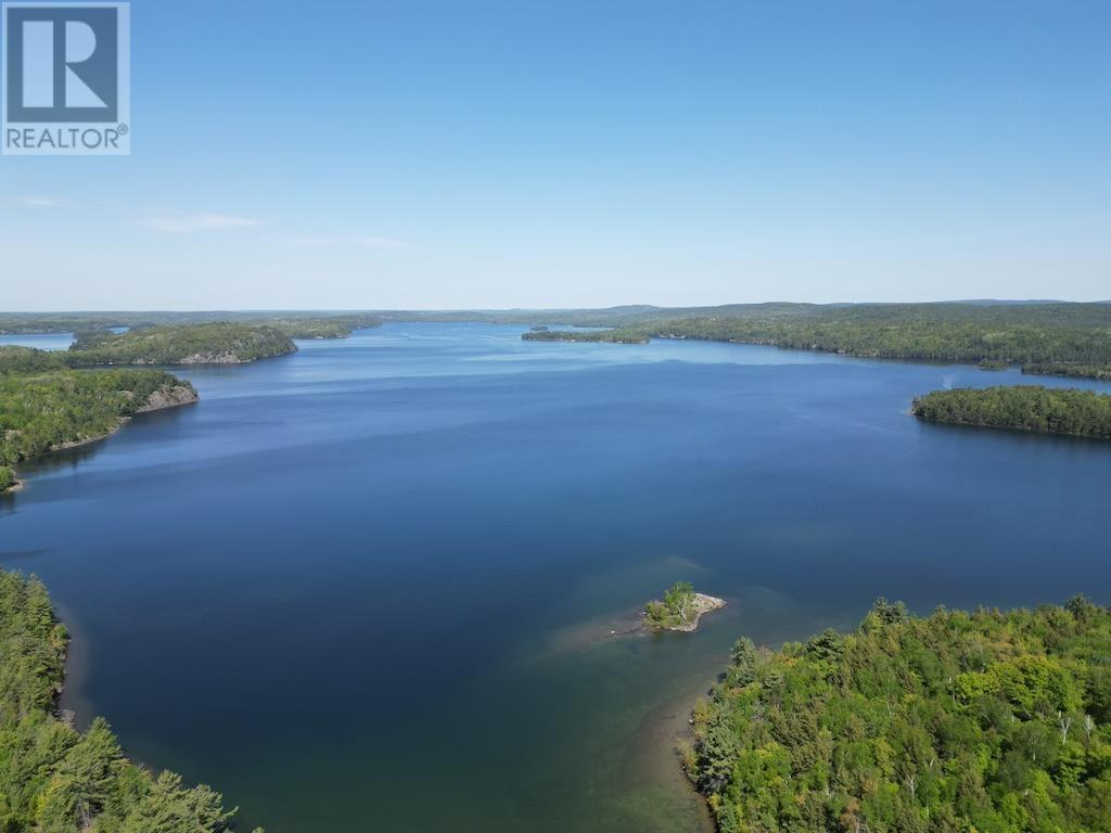 1016 Lauzon Village Rd Property Photo 2