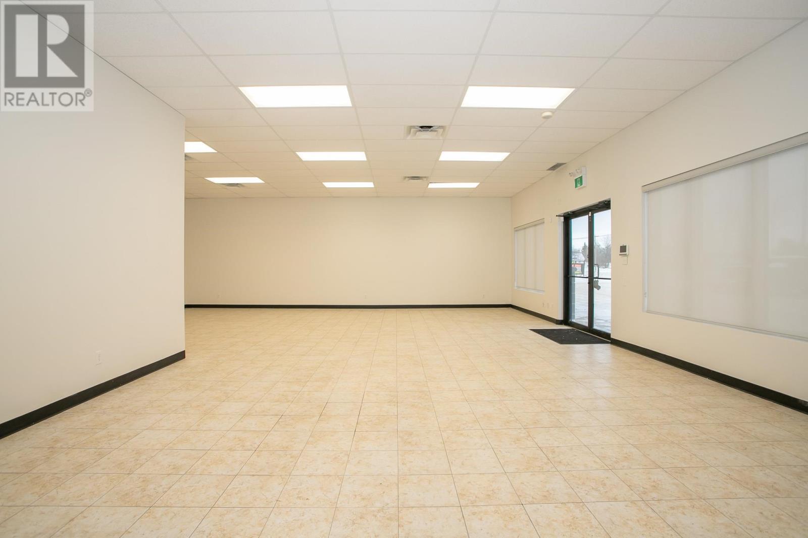 760 Second Lin E # 1 Property Photo 11