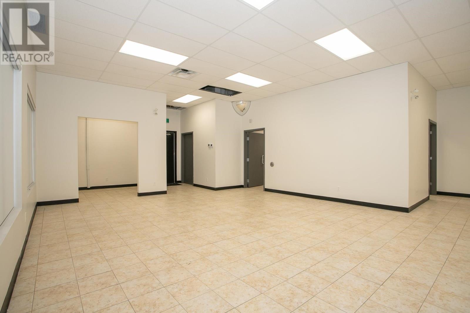 760 Second Lin E # 1 Property Photo 13