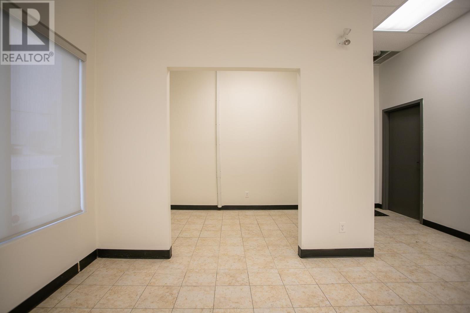 760 Second Lin E # 1 Property Photo 14